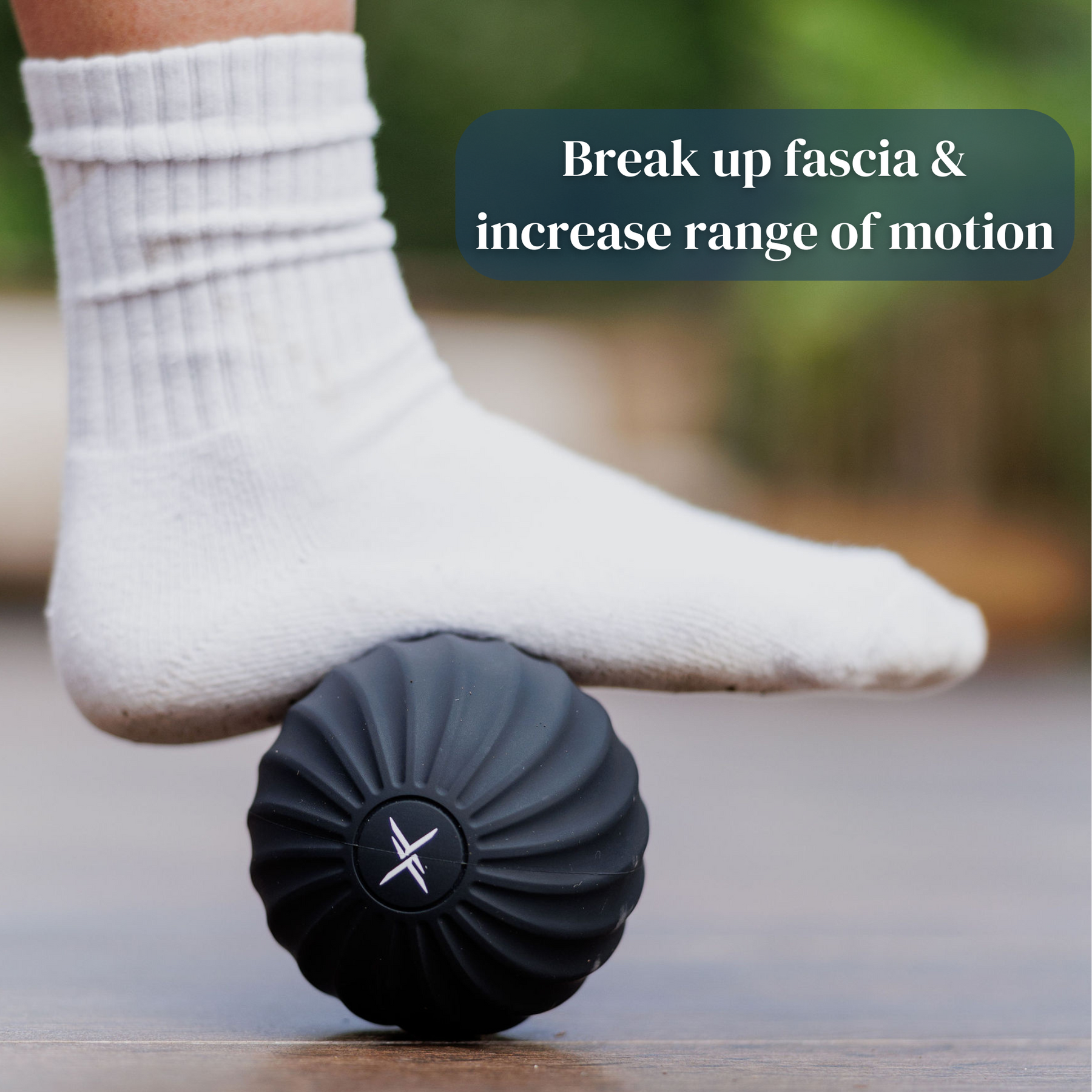 Pulse Vibrating Massage Ball | Deep Tissue Recovery Icebound Essentials Pulse Vibrating Massage Ball | Deep Tissue Recovery Icebound Essentials